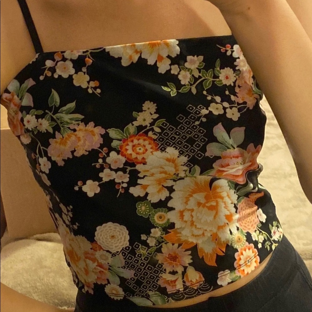 Crop top